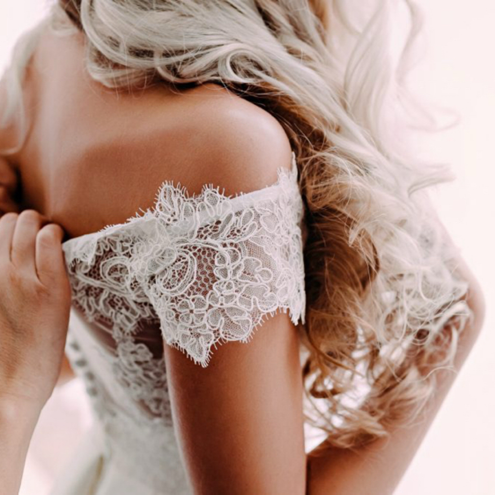 Luxe Bridal Glow Package at The Bronze Bar & Co.