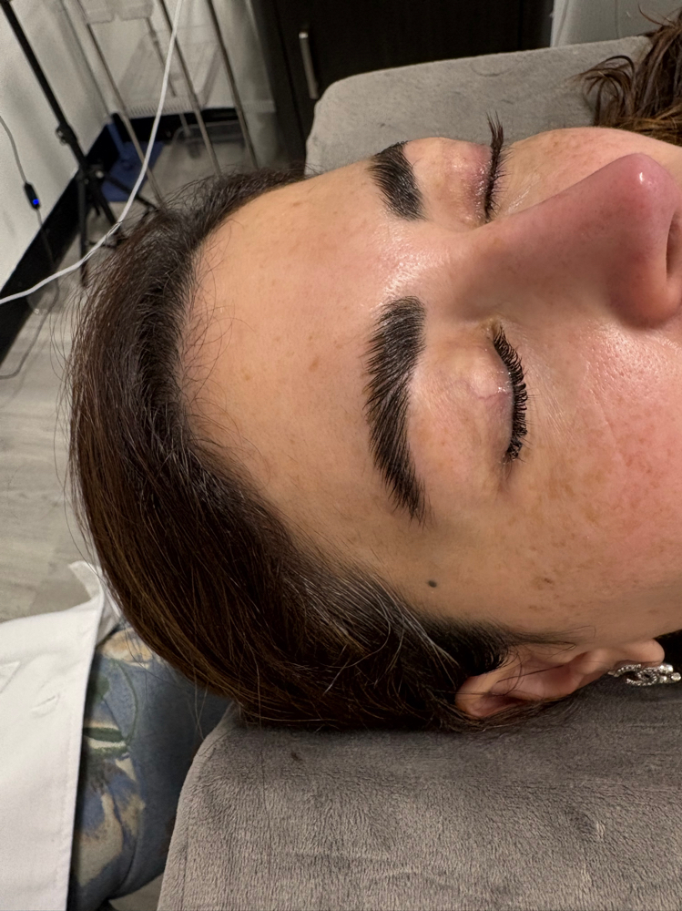 Brow Lamination