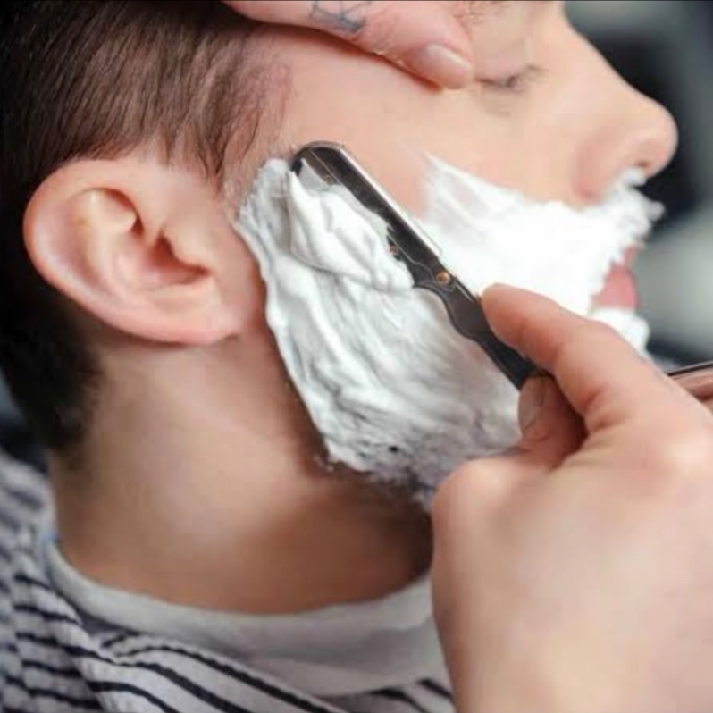 Straight Razor Shave (full) at Broadway Barber LLC in Springfield, MO