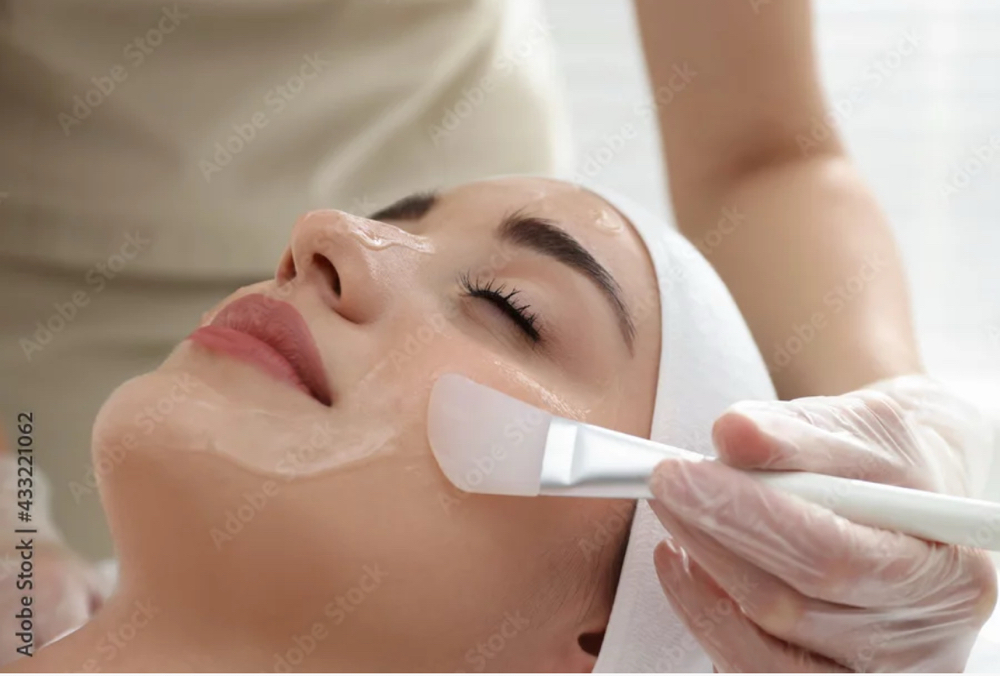 The Pretty Peel Facial