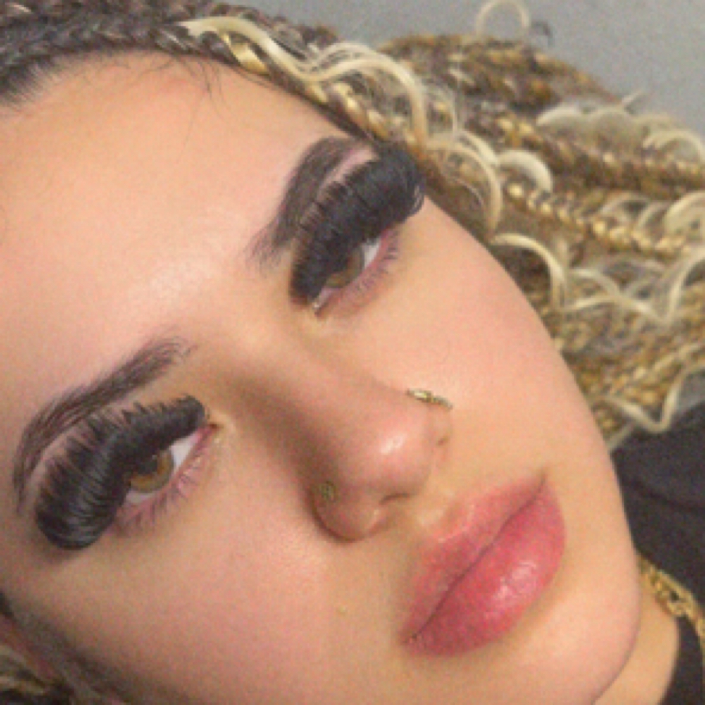 Mega Volume at Domain Lips N Lashes in Corpus Christi, TX