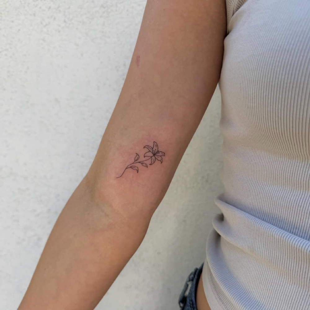 SMALL TATTOO WITH @halfpeach.ink at DAZEY AESTHETIC COLLECTIVE in Phoenix, AZ