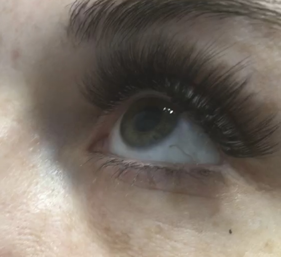 Volume Lash Extensions