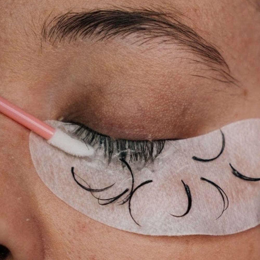 GS Eyelash Extension Removal at Ganesha Spa in Noblesville, IN