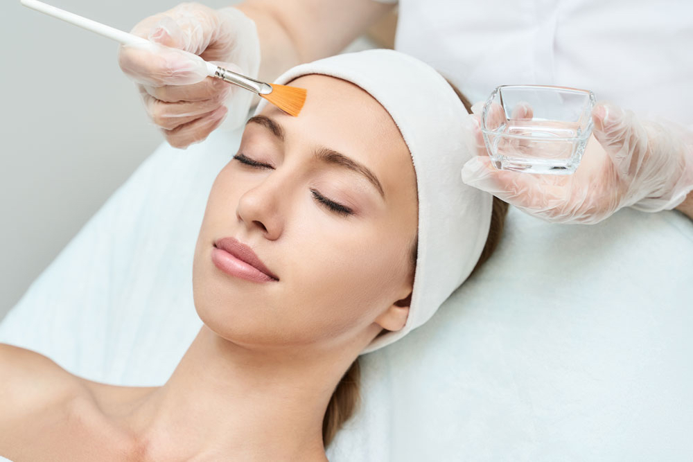 Custom Cosmeceuticals Facial + Peel