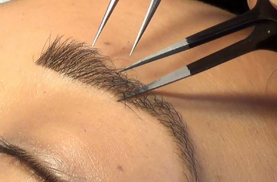 Brow Extensions