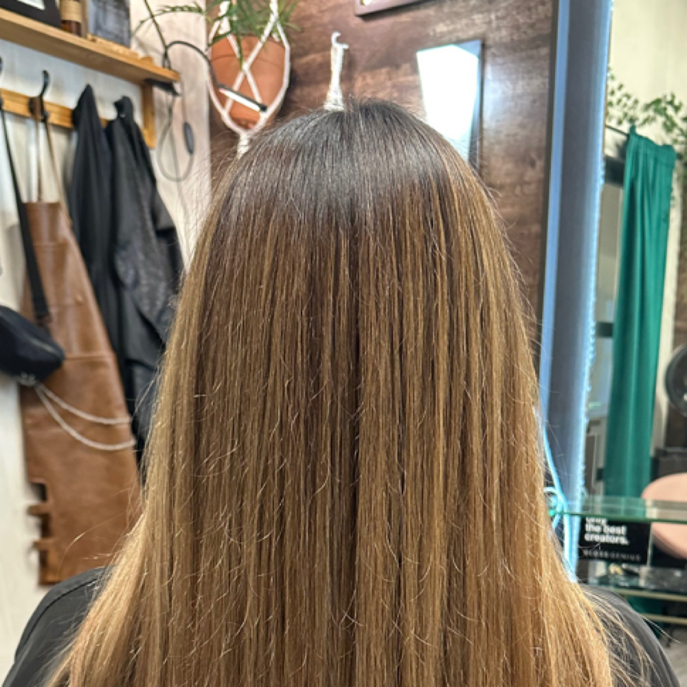 Root Re-touch Add on at EVERROOT Hair Studio in Austin, TX