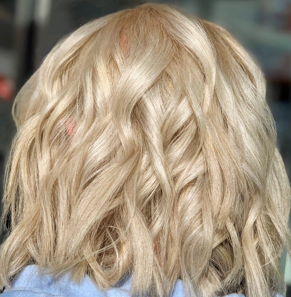 Blonde Root Touch Up