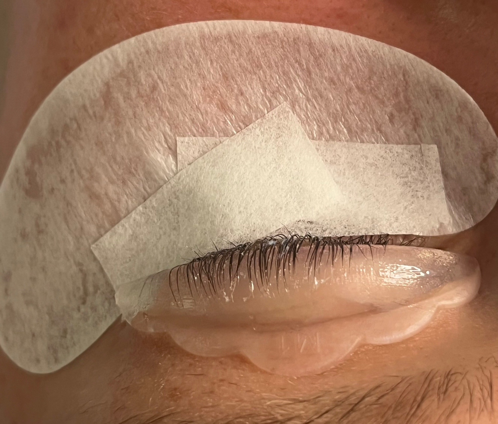 Lash Lift And Tint