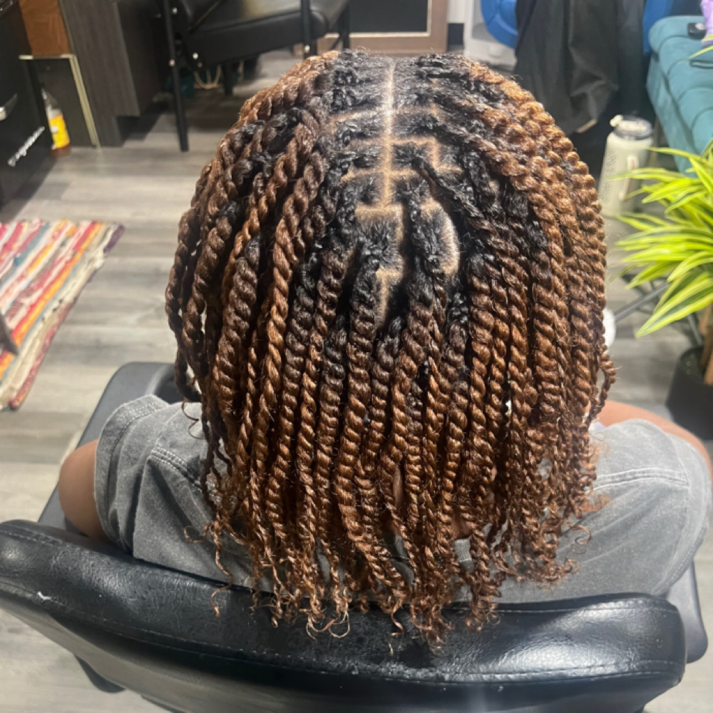 Sis Twists at ChariseRenee’J Hands of A Goddess in Kettering, MD