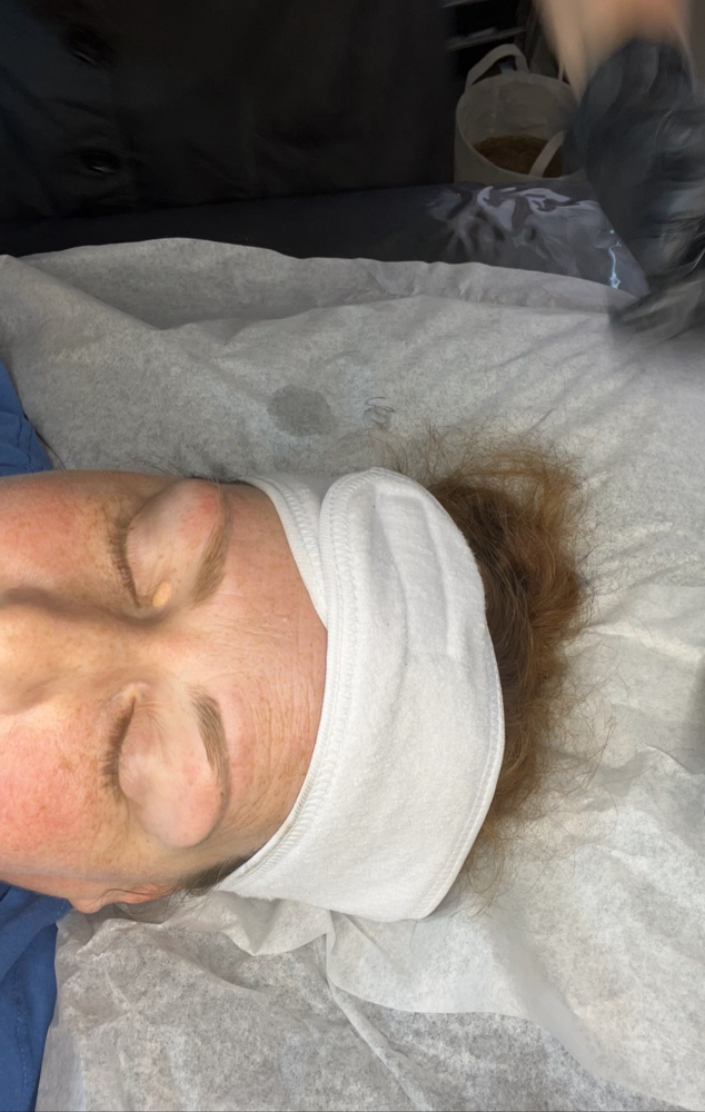 Eyebrow wax