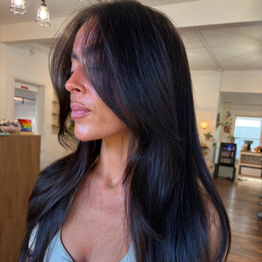 Weft Removal W/ Shampoo & Blowdry at Kennacolorcuts in Tampa, FL