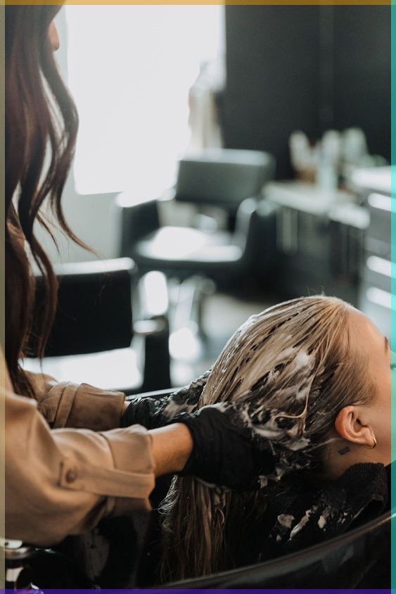 Women's Haircut & Shampoo