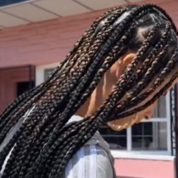 Medium Knotless Braids at Boujae Beauty Bar in Philadelphia, PA