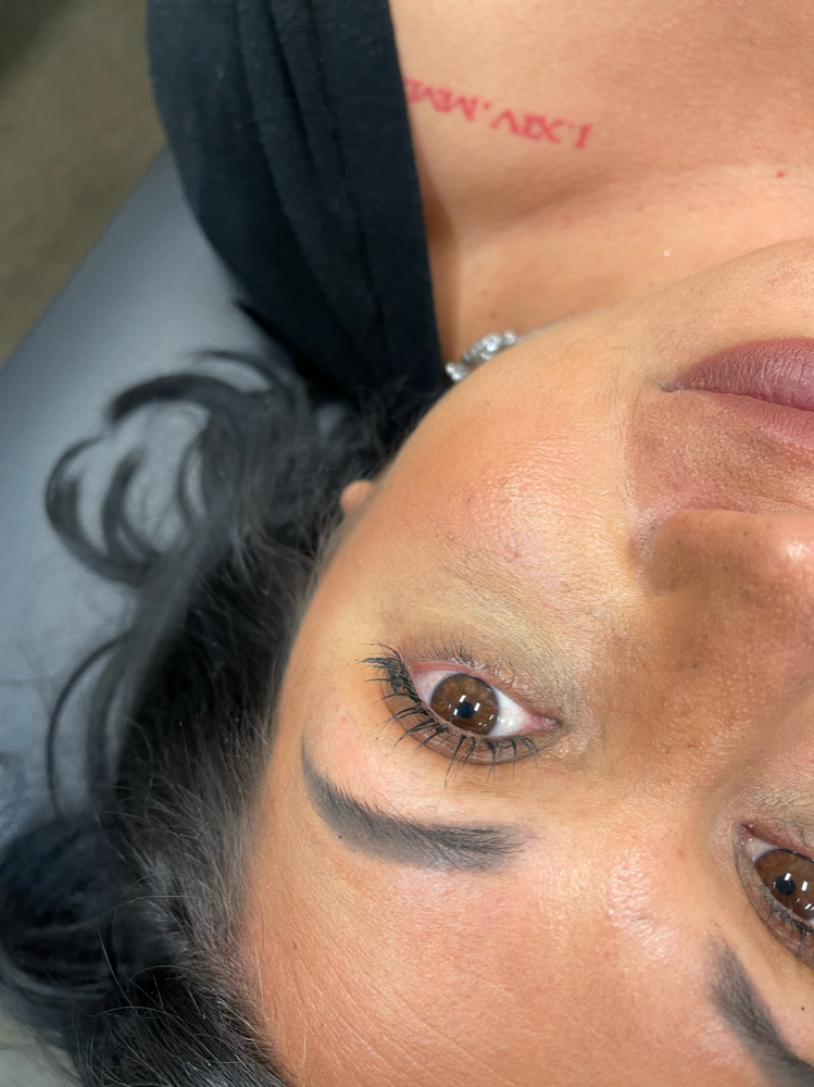 Lash Lift + Tint