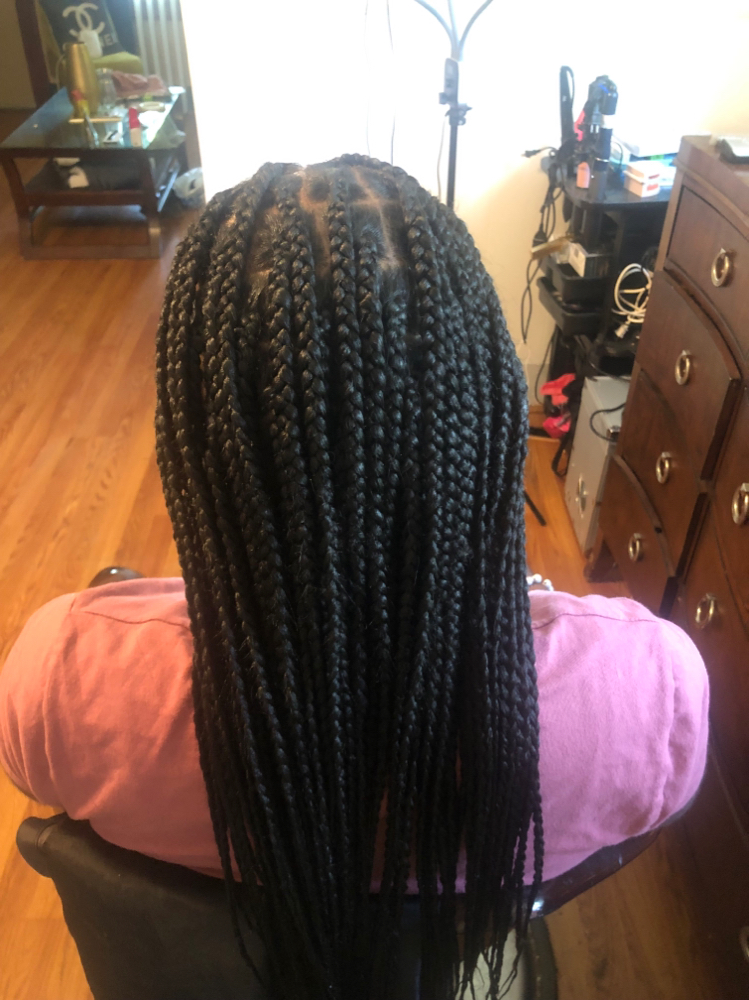 (42”) Knotless Braids 1sz