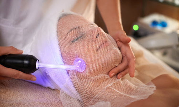 High Frequency at OhMyGlow Beauty Esthetics in Fort Lupton, CO