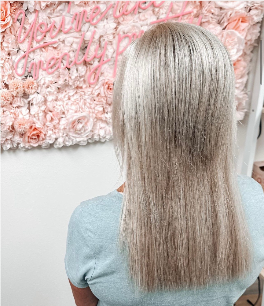 Extension Removal (itip) at The Beauty Bar At Frankie & Stasi Co. in Grants Pass, OR