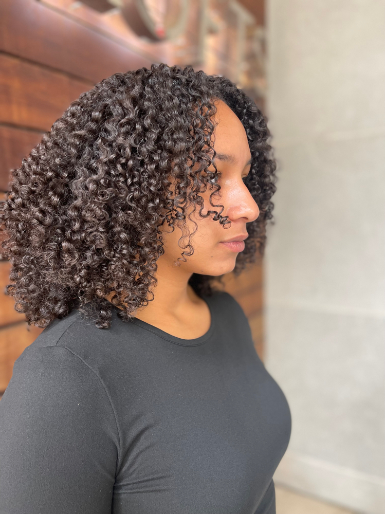 Wash Day Experience at Amanda  Manley in Austin, TX
