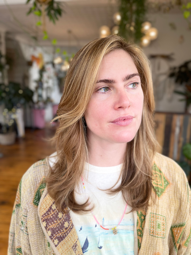 Hairline Highlight (Kate)
