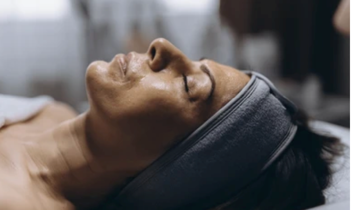 Age-Defying Renew Facial