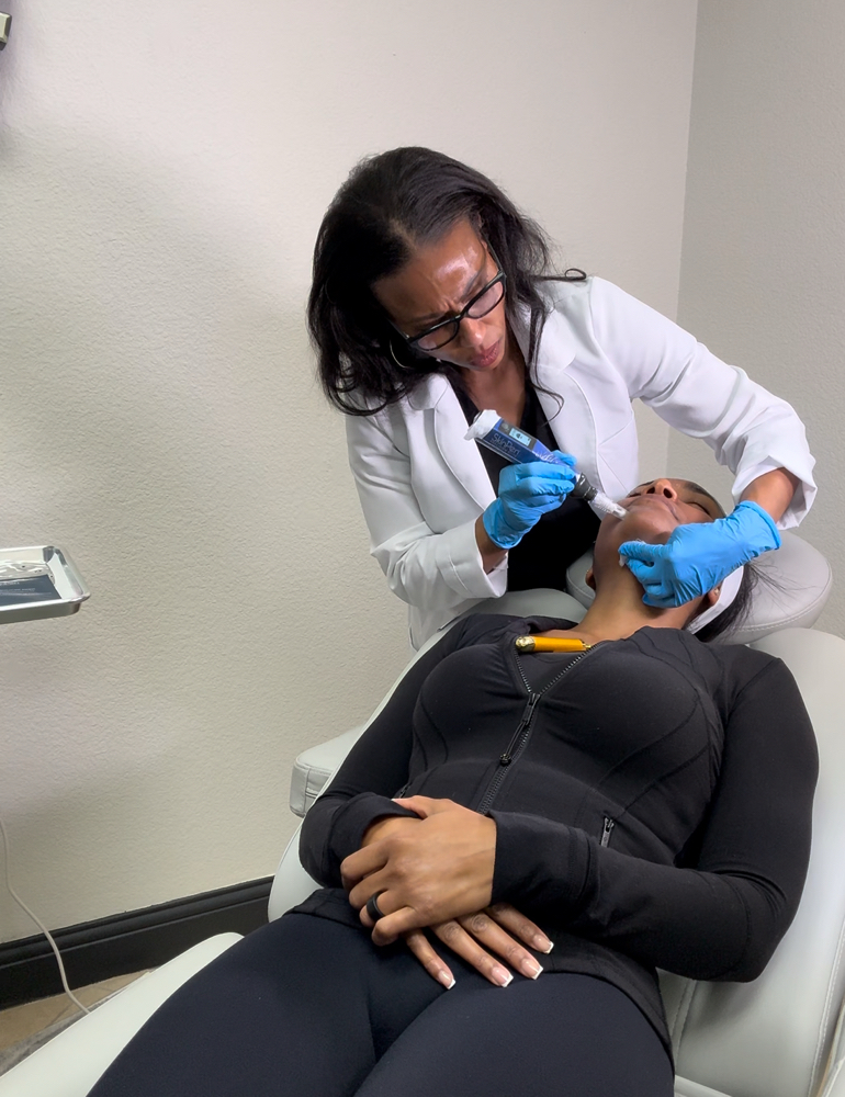 Microneedling Face & Neck