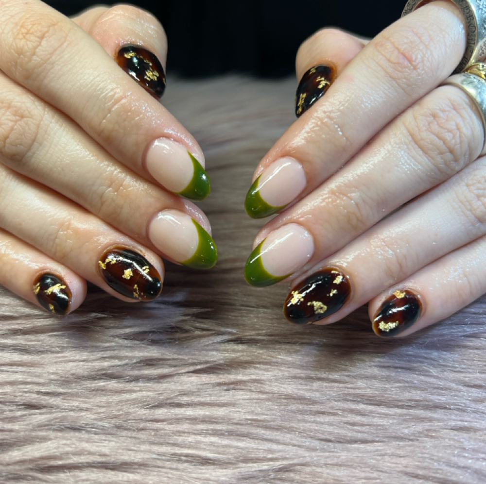 Full Set Short W/ Gel Polish at Arvizu Nails And Beauty in Scottsdale, AZ