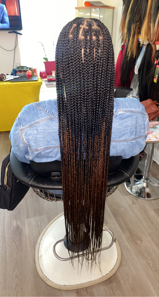 Custom Medium Ombre Knotless Mid