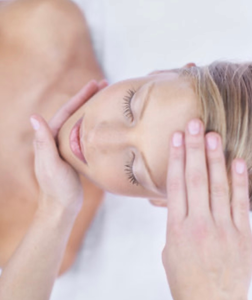 🌿 Lymphatic Face Massage