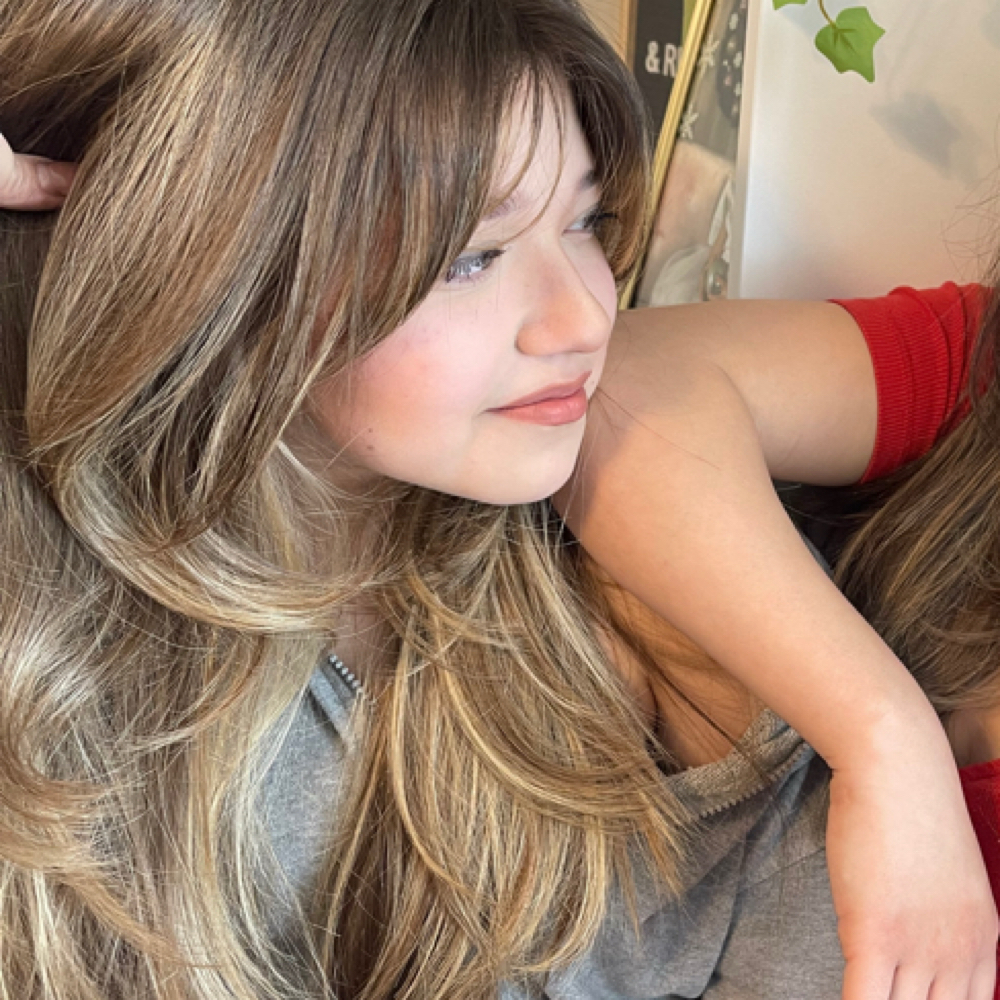 Blow Out at HAIRBYAMBS in Goodyear, AZ