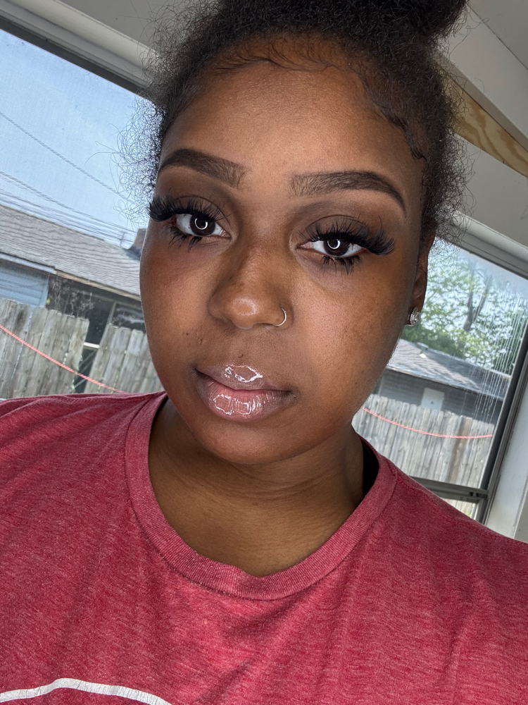 Volume Wispy Set+ Luxury Massage