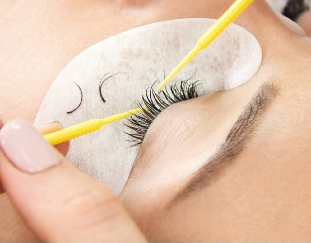 LASH REMOVAL