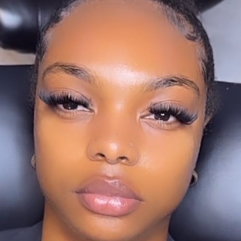Lash Fill In For Any Set at trapofminks in Orlando, FL