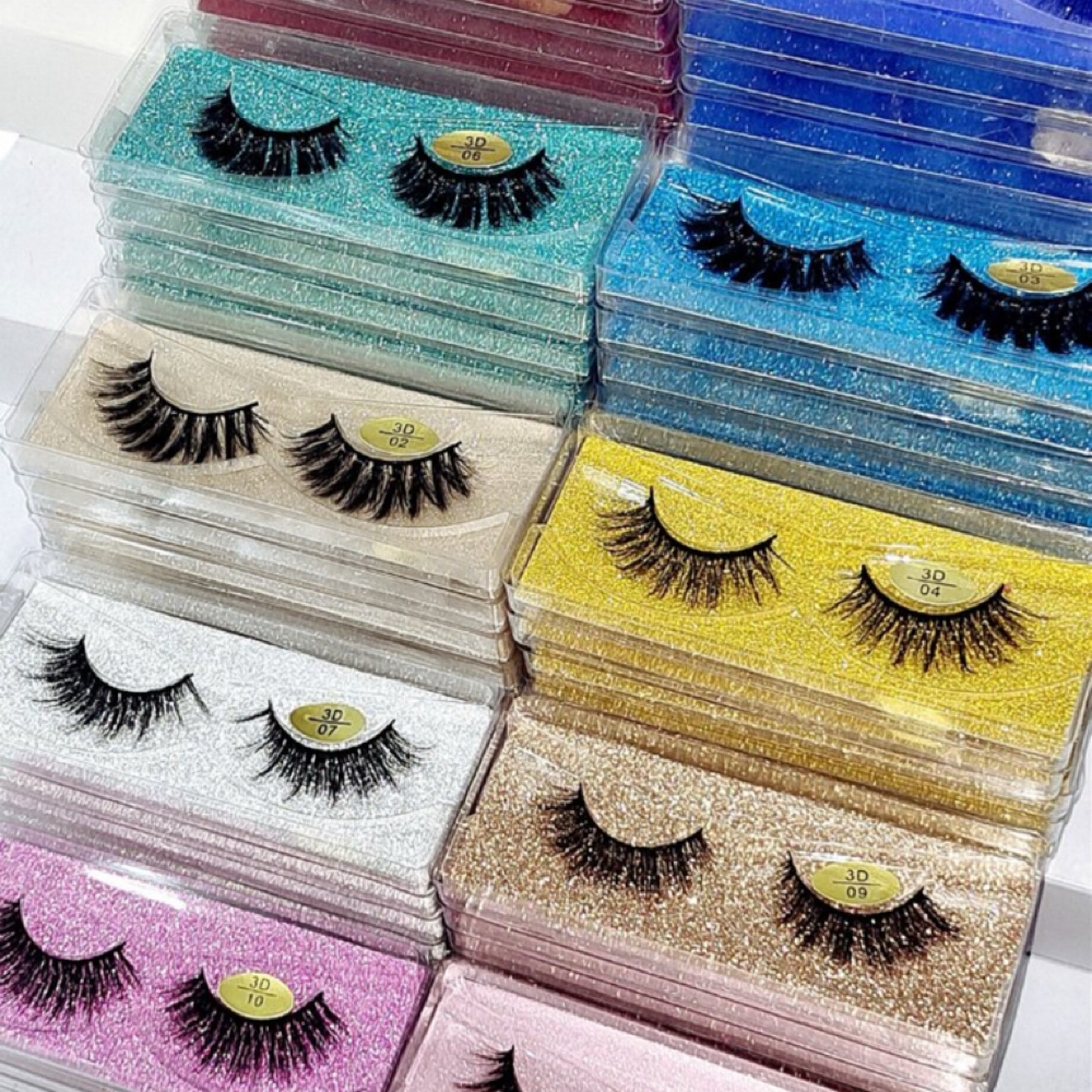 Quick Glam Lash at Four Roots Beauty Collective in rock island, IL