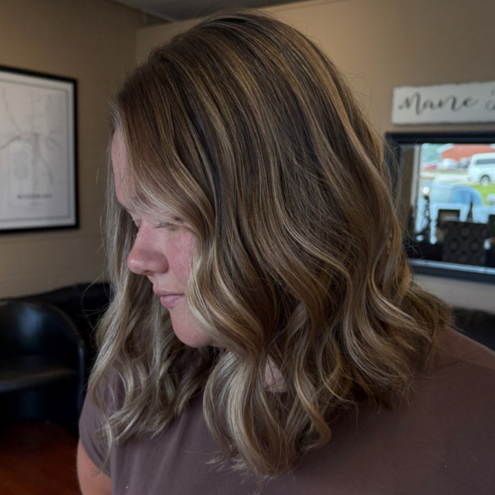Women’s Haircut & Shampoo at Skylar King, Hairstylist in Woodbury, TN