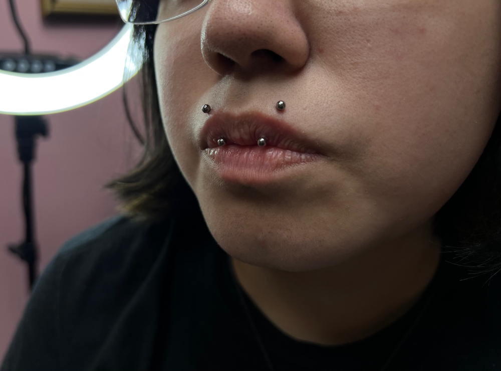 Angel Fangs / bites