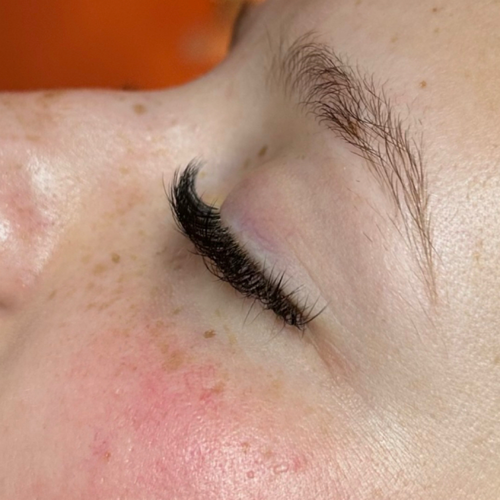 lash extension removal