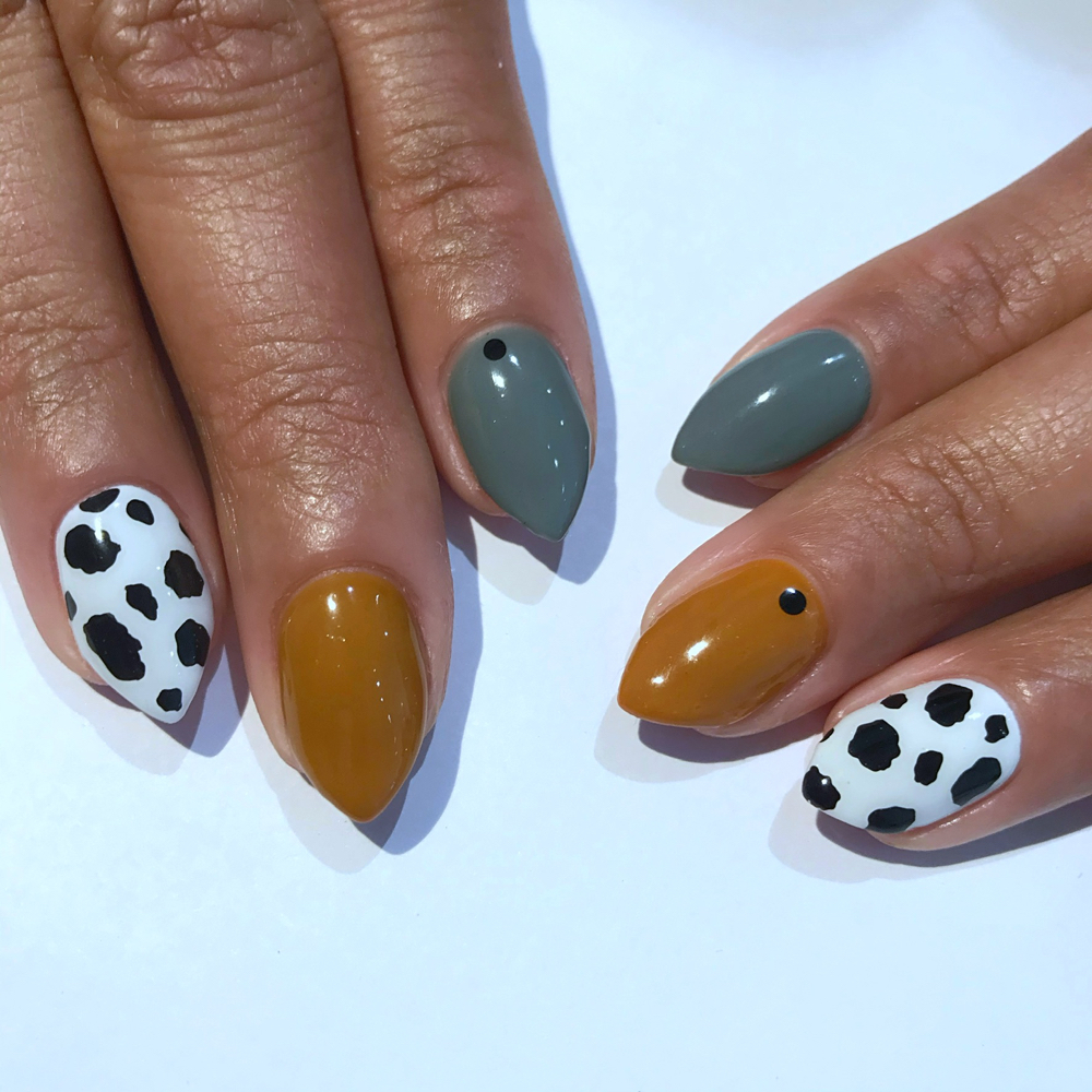 Simple Art Gel Manicure