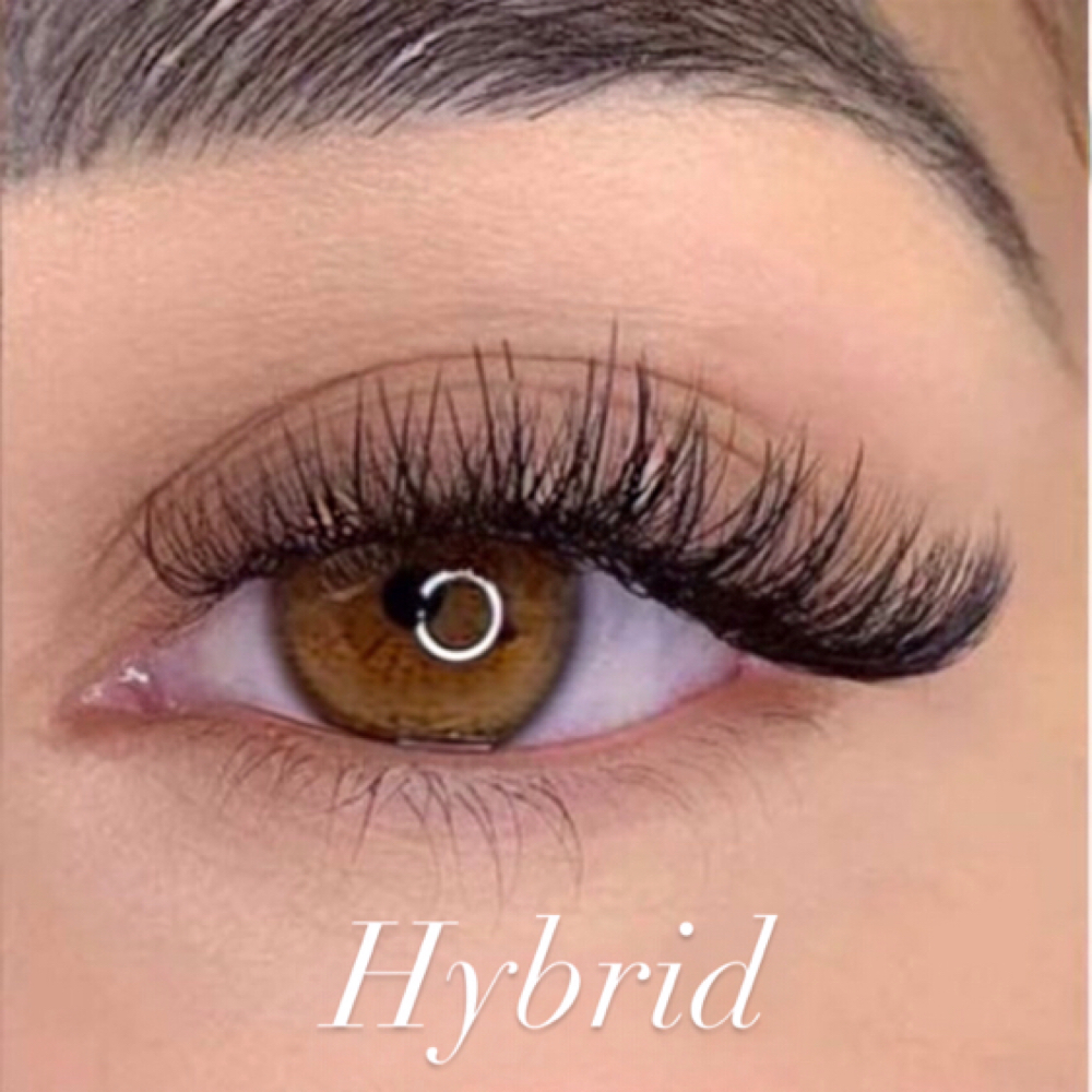 Hybrid Lash Set at Luminous Luxe Spa in Nutley, NJ