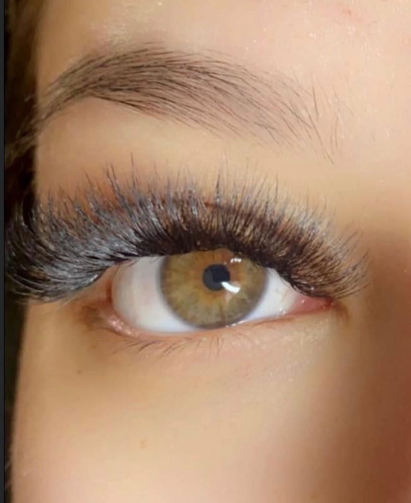 Mega Volumes Full Sets❤️‍🔥 at ✨Lashed Out By V✨ in Midland, TX