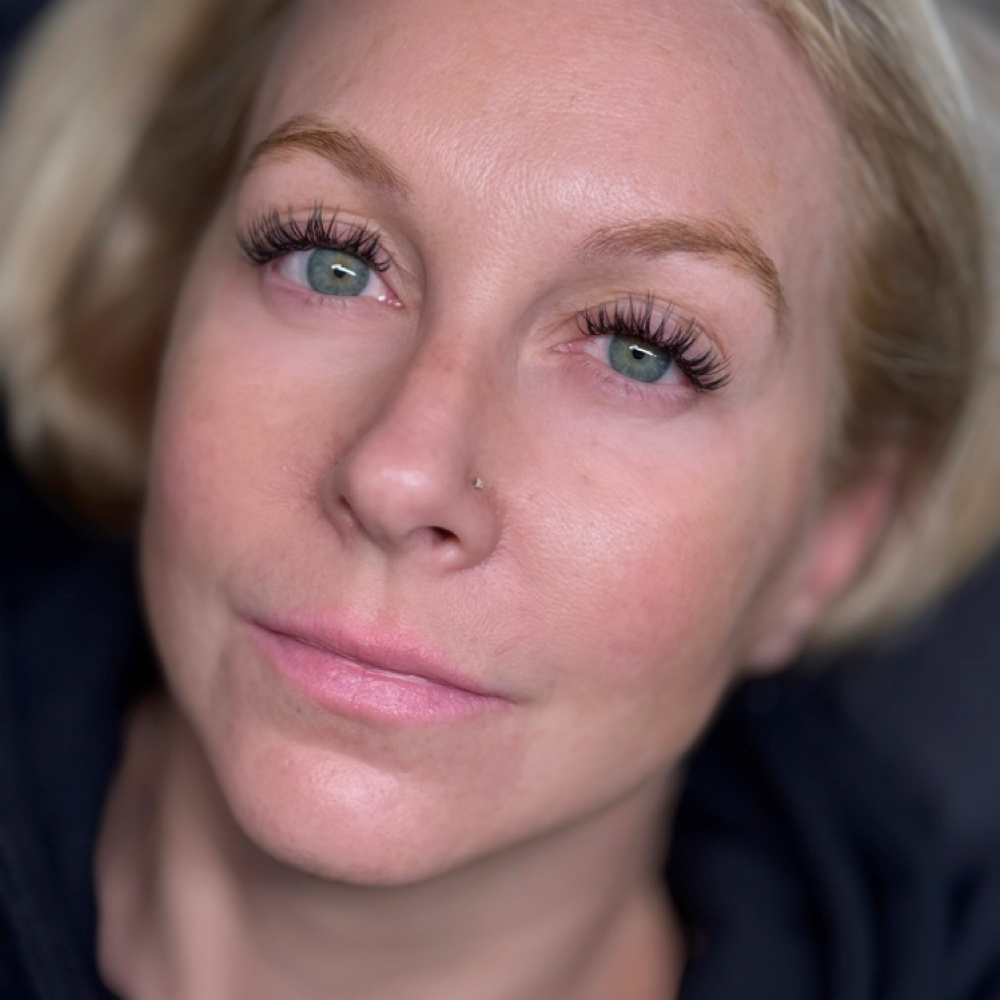 Divine Full Set at The Divine Beauty Society in Commack, NY