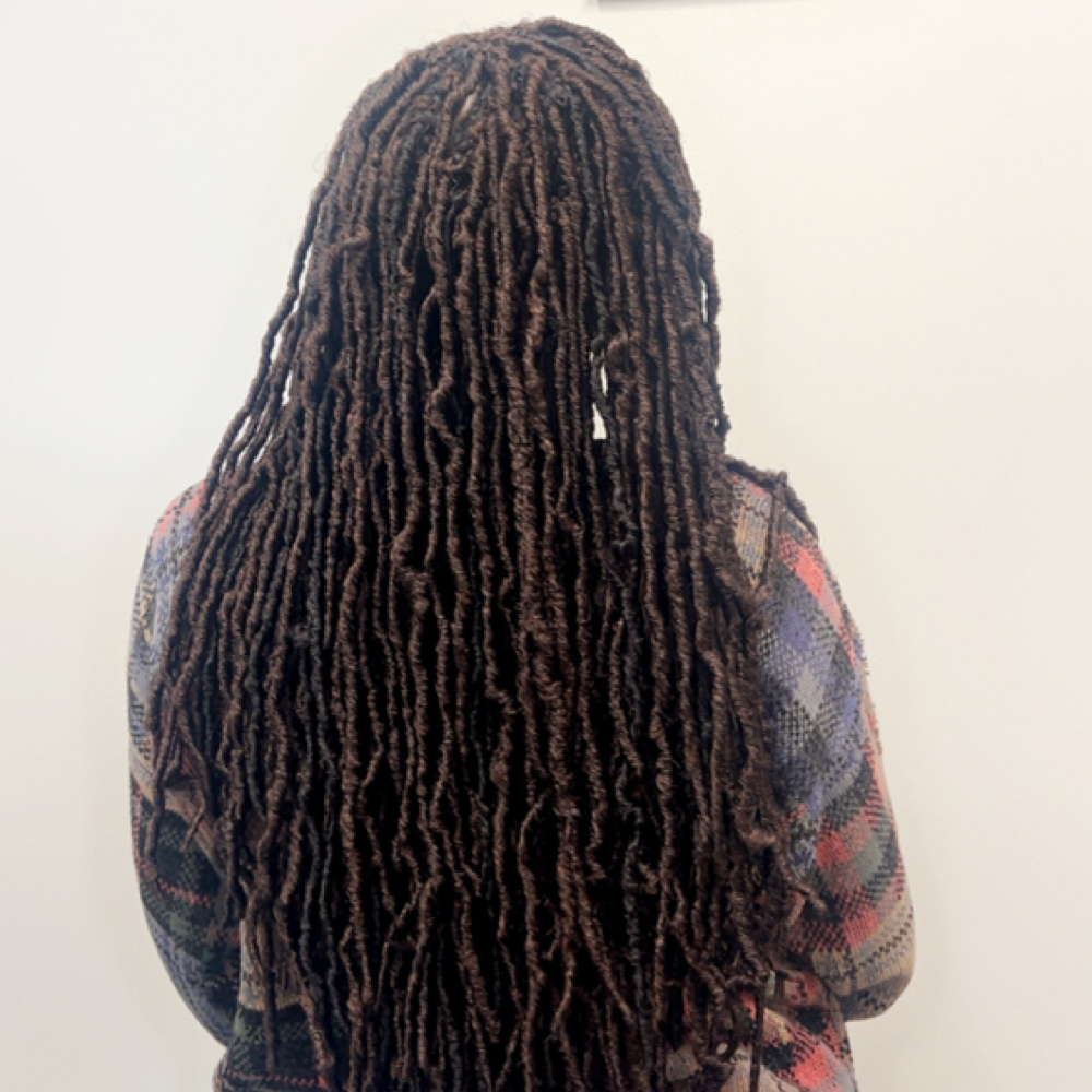 Crochet braids at G'Nels  Braids Studio in LYNNWOOD, WA