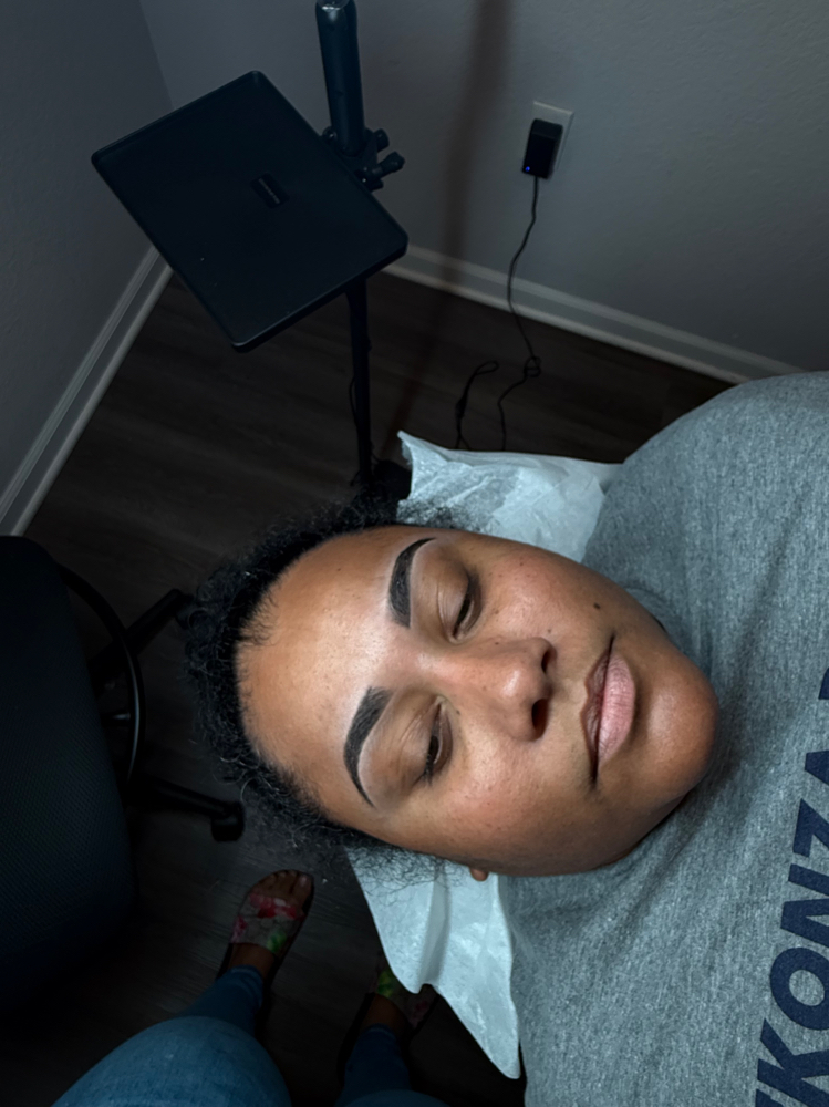 Eyebrow Henna & Eyebrow Wax