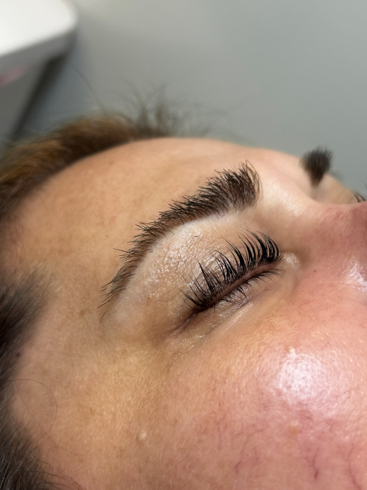 Korean Lash Lift at La Cara Bonita Esthetics in Bloomington, IL