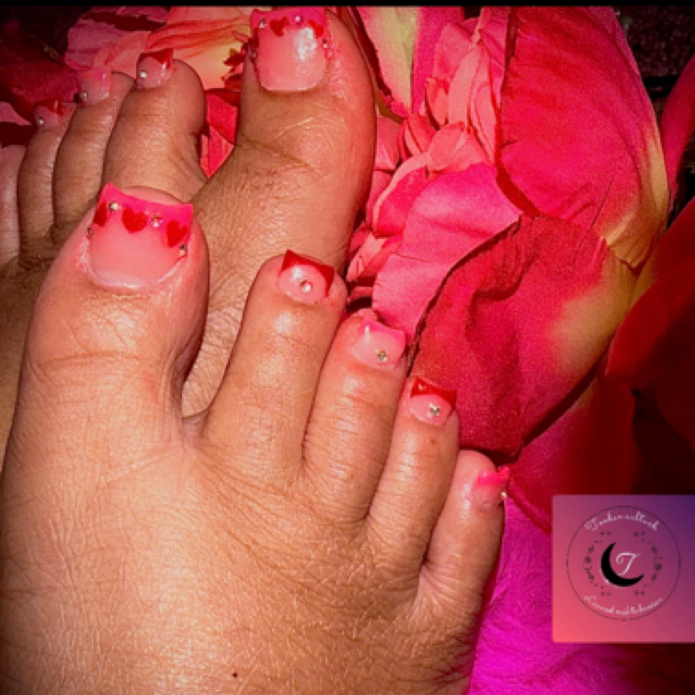Detoxifying &Hydrating Spa Pedicure at TeeDeNailTech in Pensacola, FL