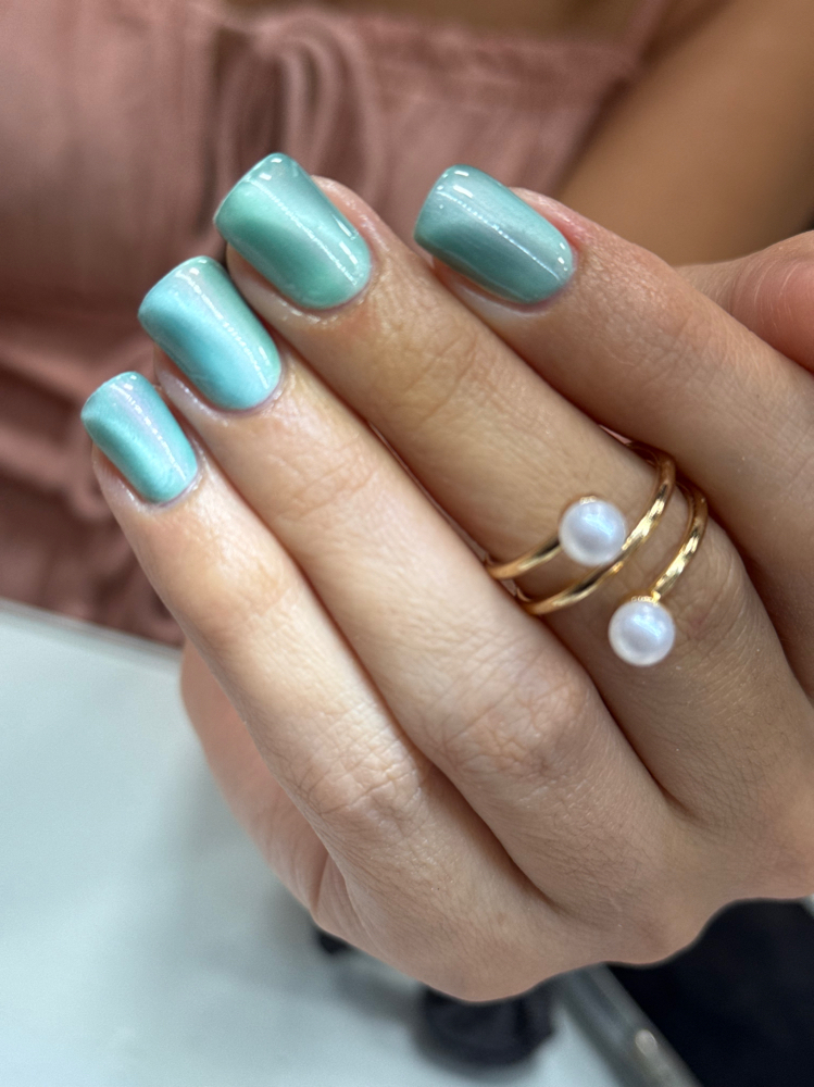 Cat Eye Nails Designs at Dominican beauty salon by alma in Miami, FL