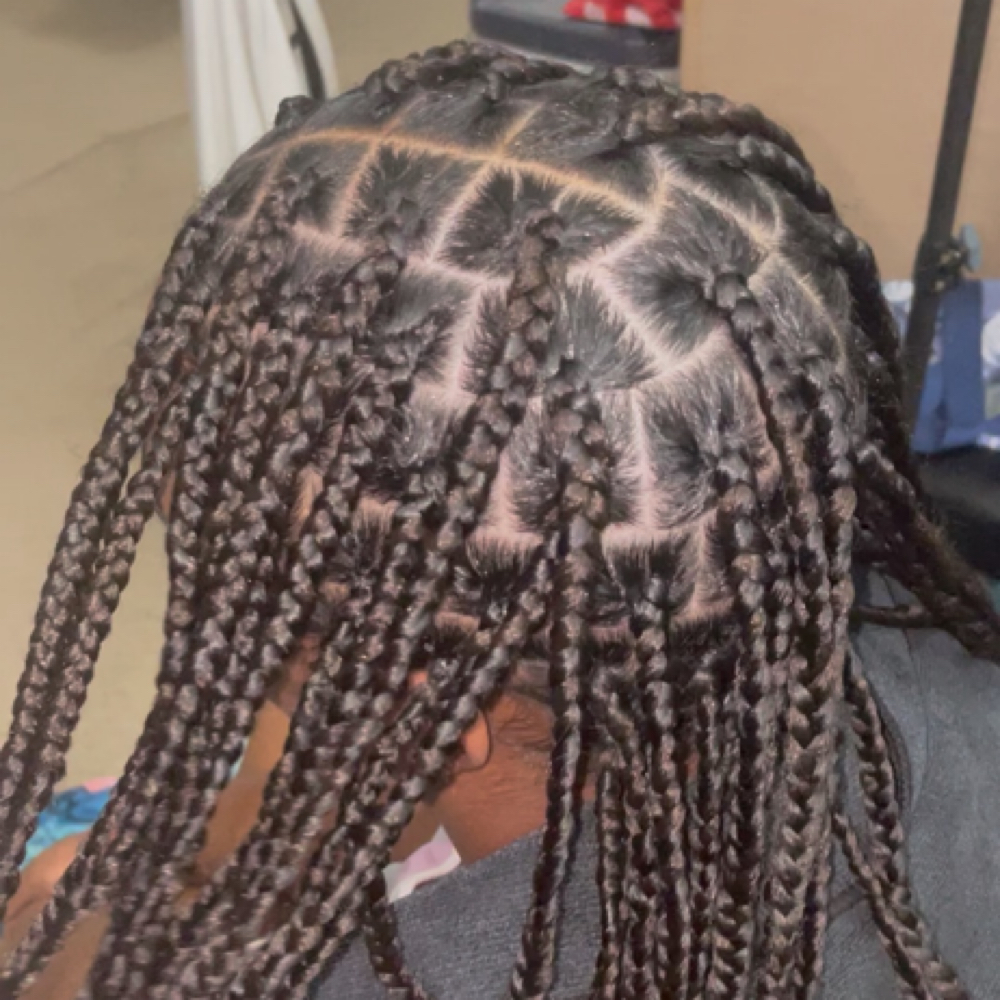 Knotless Braids at Mixedbeautystylez in Wethersfield, CT