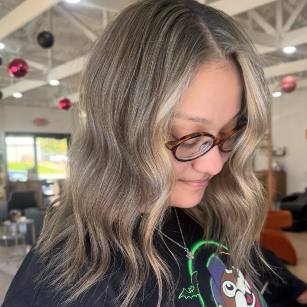 Partial Highlight & lowlight at Carlyjazlynhair in Tyler, TX