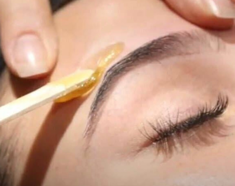 Eyebrow Wax