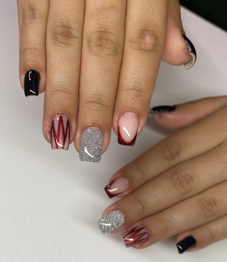 Medium Nail Art